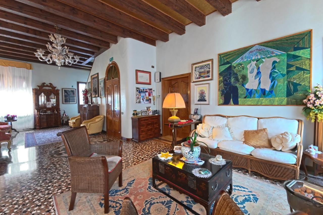 Ca' Maddalena Bed and Breakfast Venedig Exteriör bild